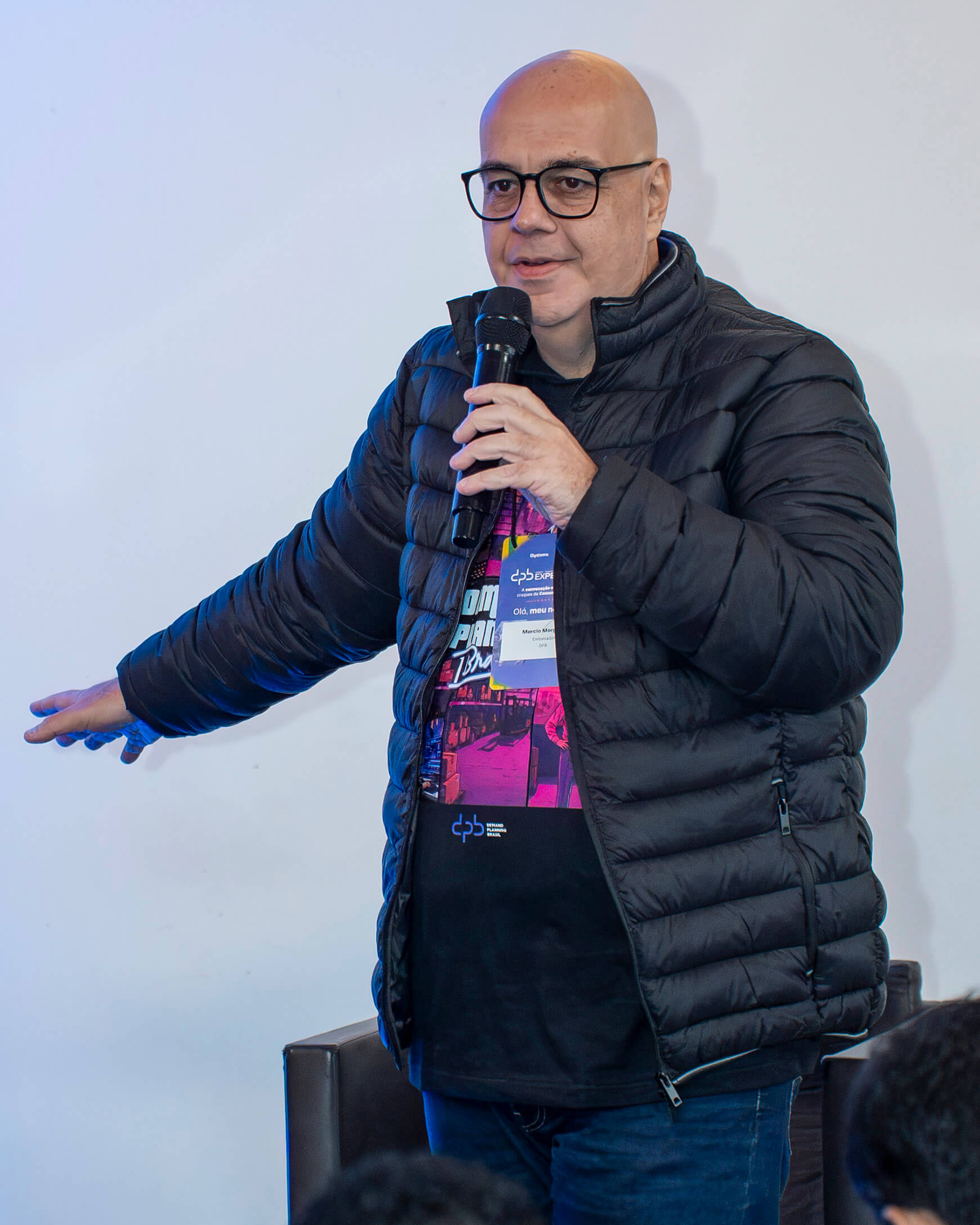 Marcio Morgado palestrando sobre Planejamento de Demanda
